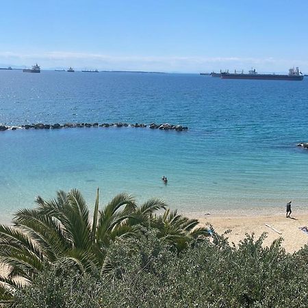 La Perla Del Borgo Apartment Taranto Bagian luar foto